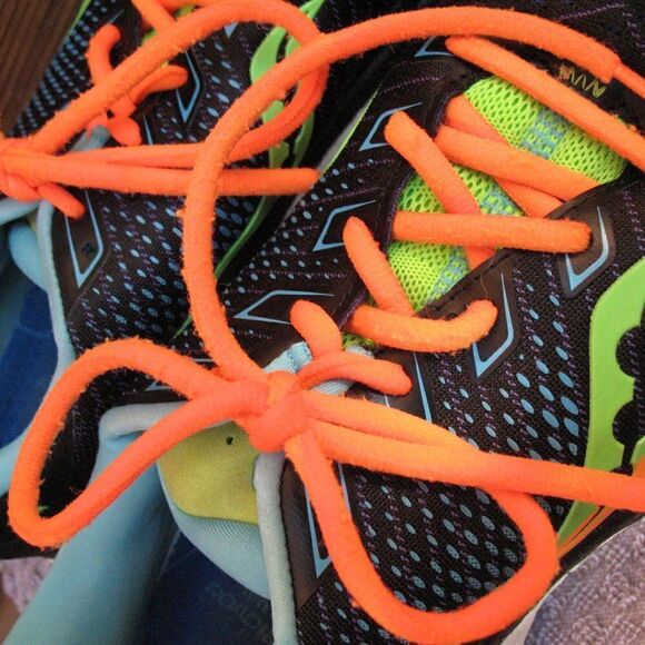 Saucony Triumph 18 Mens 9.5 Running Shoes - Picture 7 of 11